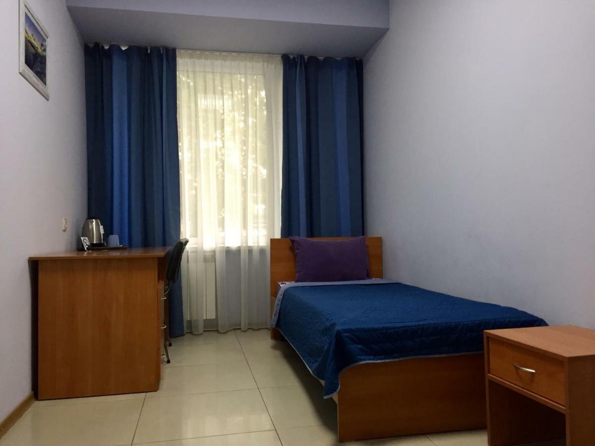Westend Hotel Kiev Bagian luar foto