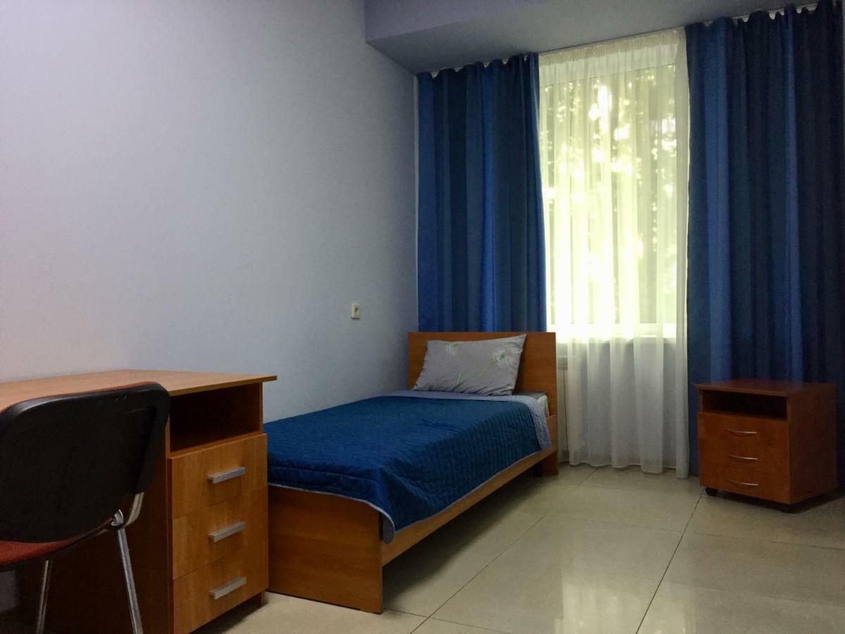 Westend Hotel Kiev Bagian luar foto