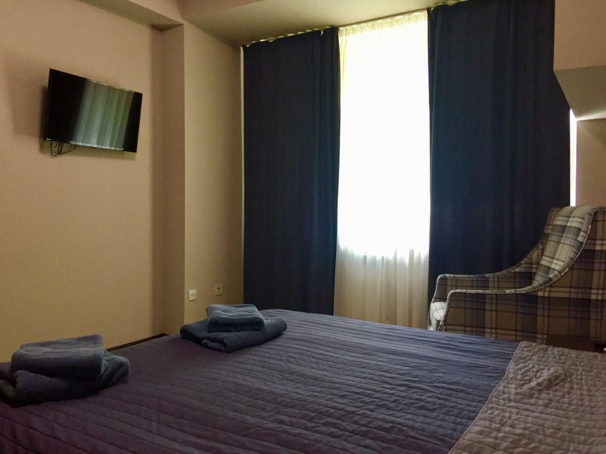 Westend Hotel Kiev Bagian luar foto